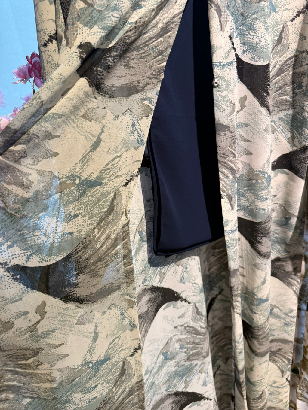 Elegant Floral Abaya | Size 54 | W/Scarf
