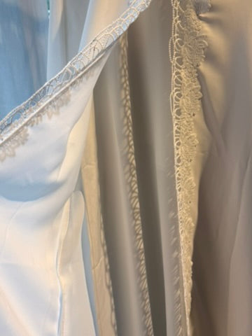 Pearl White Abaya | Size 58 | W/ Scarf